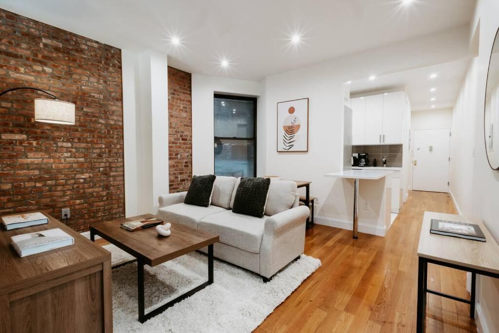 Stylish In Upper West Side! Cozy Retreat Apartment *